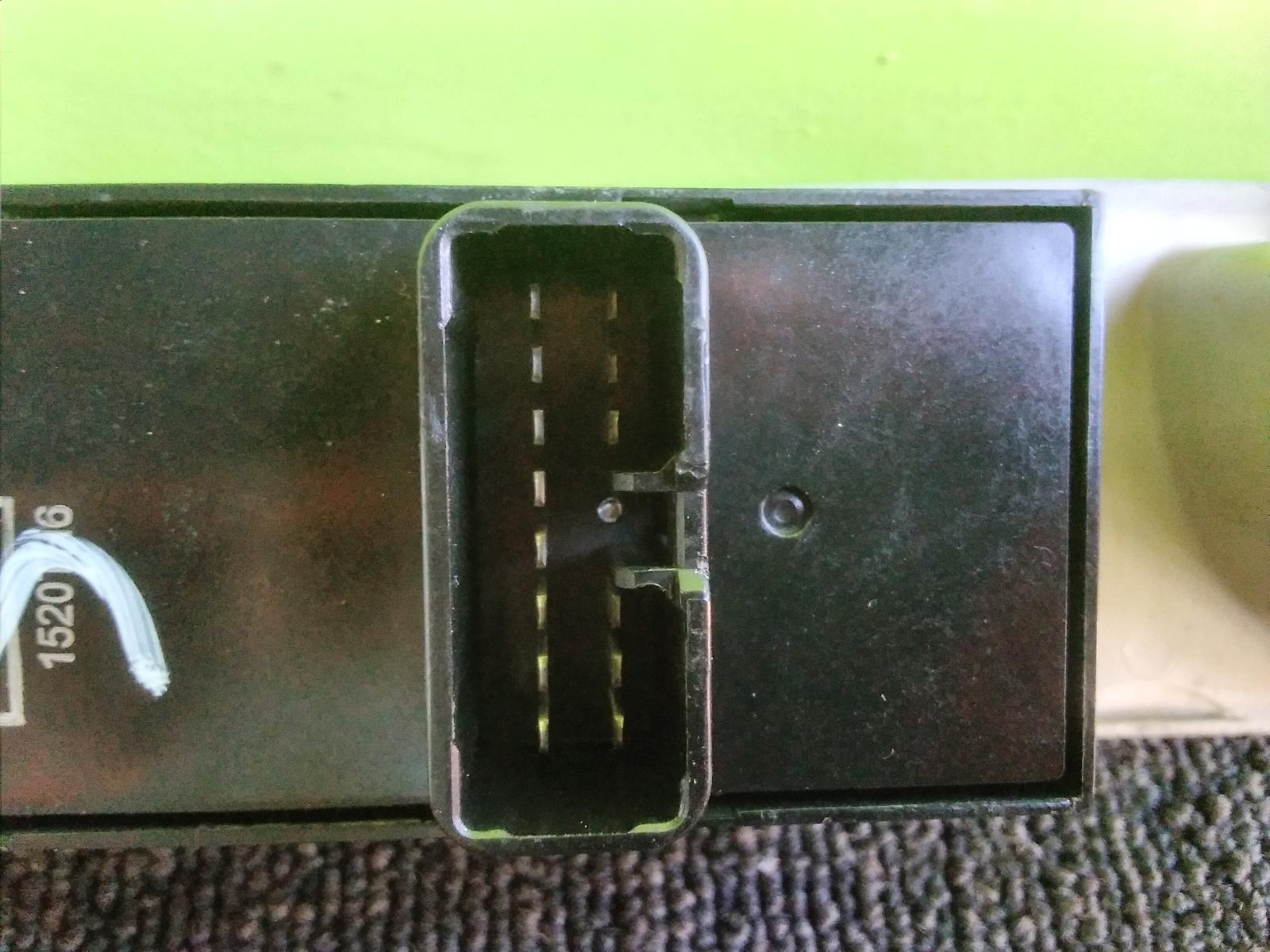 Pwr Dr Wind Switch Triton Mitsubishi 2011