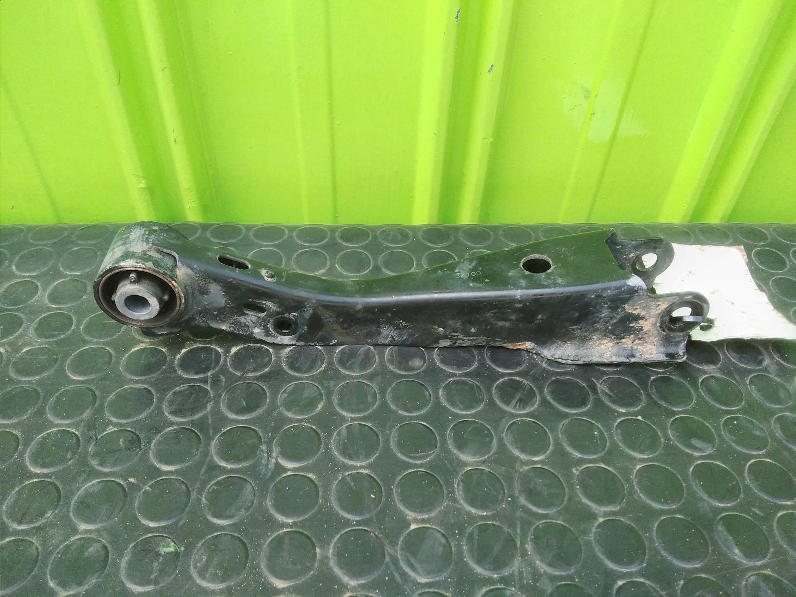 View Auto part Right Rear Trailing Arm Toyota 86 2013