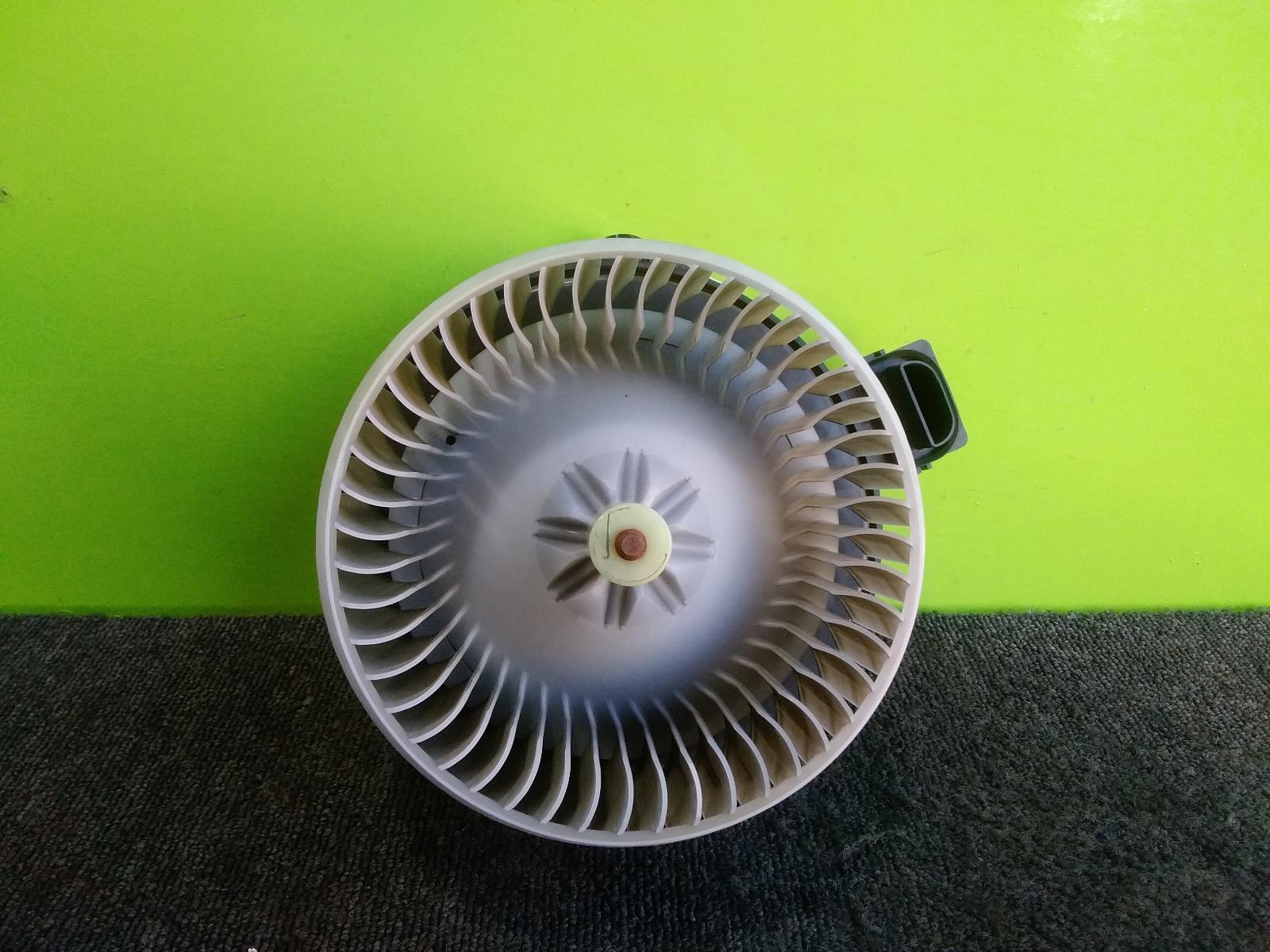 View Auto part Heater Fan Motor Toyota 86 2013