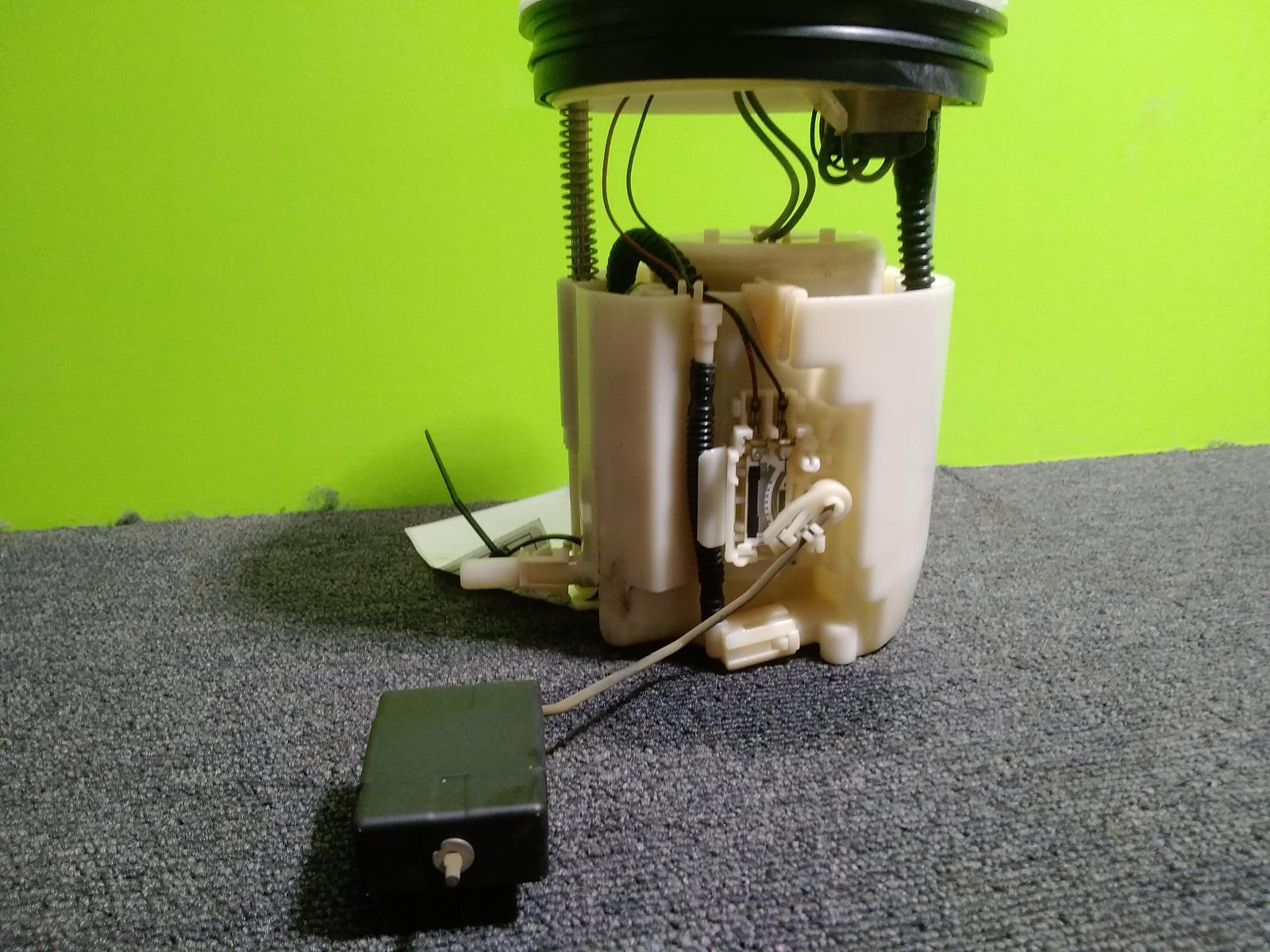 View Auto part Fuel Sending Unit Toyota 86 2013