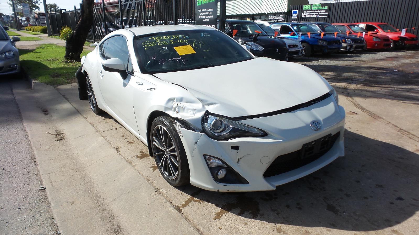 View Auto part Rear Garnish Toyota 86 2013