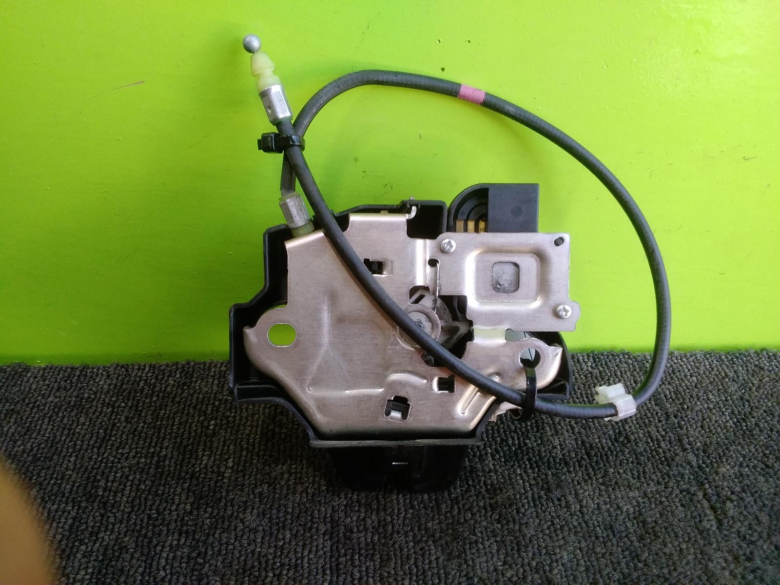 View Auto part Door/Boot/Gate Lock Toyota 86 2013